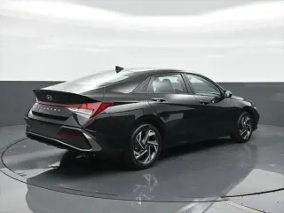 Hyundai ELANTRA 2025 SEL Sport 4dr Sedan