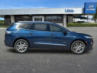 Buick Enclave 2023 Avenir 4dr Crossover