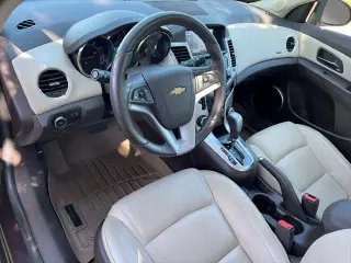 Chevrolet Cruze 2015 2LT Auto 4dr Sedán con 1SH