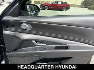 Hyundai ELANTRA 2024 SEL 4p Sedan