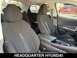 Hyundai ELANTRA 2024 SEL 4p Sedan