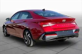 Hyundai ELANTRA 2025 SEL Conveniencia 4dr Sedan