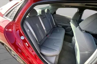 Hyundai ELANTRA 2025 SEL Conveniencia 4dr Sedan