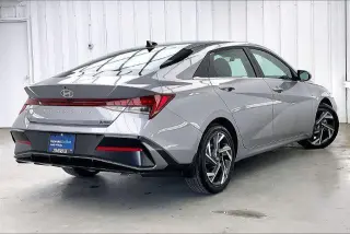 Hyundai ELANTRA 2026 Limitada 4p Sedan