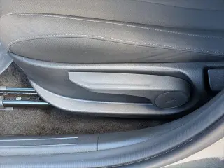 Hyundai ELANTRA Híbrido 2025 SEL Sport 4p Sedán