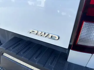 Honda Ridgeline 2017 4x4 RTL 4dr Crew Cab 5.3 ft. CB