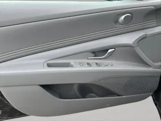 Hyundai ELANTRA 2026 SEL Sport 4dr Sedán