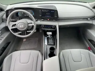Hyundai ELANTRA 2026 SEL Sport 4dr Sedán