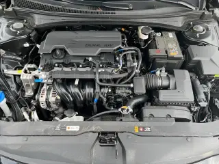 Hyundai ELANTRA 2026 SEL Sport 4dr Sedán