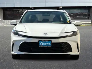 Toyota Camry 2025 LE 4dr Sedan