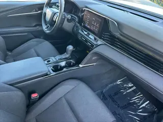 Toyota Camry 2025 LE 4dr Sedan