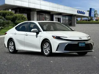 Toyota Camry 2025 LE 4dr Sedan