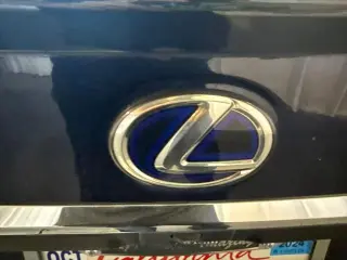 Lexus ES 300h 2020 4dr Sedan