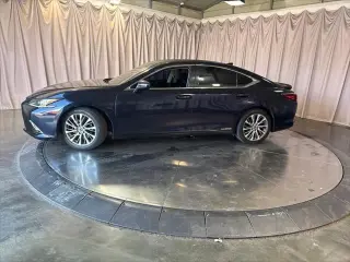 Lexus ES 300h 2020 4dr Sedan