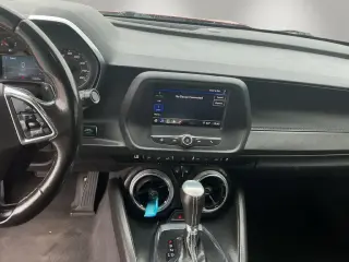 Chevrolet Camaro 2023 LT 2dr Coupe con 1LT
