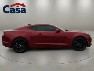 Chevrolet Camaro 2023 LT 2dr Coupe con 1LT