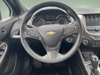 Chevrolet Cruze 2018 LT Auto 4dr Sedán