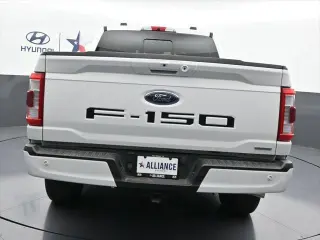 Ford F-150 2022 4x4 Lariat 4p SuperCrew 5.5 ft. CB