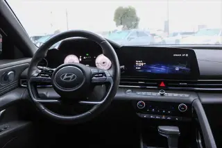Hyundai ELANTRA 2024 SEL Sedán 4 puertas