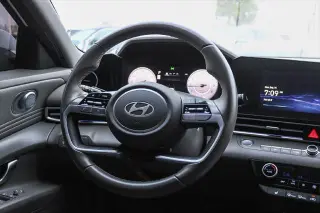 Hyundai ELANTRA 2024 SEL Sedán 4 puertas