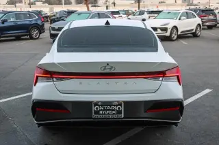 Hyundai ELANTRA 2024 SEL Sedán 4 puertas