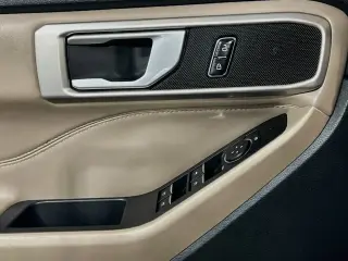 Ford Explorer 2024 XLT 4dr SUV