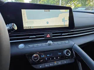Hyundai ELANTRA 2025 SEL Conveniencia 4p Sedan