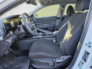 Hyundai ELANTRA 2025 SEL Conveniencia 4p Sedan