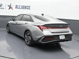 Hyundai ELANTRA 2025 SEL Sport 4dr Sedan