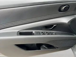 Hyundai ELANTRA 2026 SEL Sport 4dr Sedan