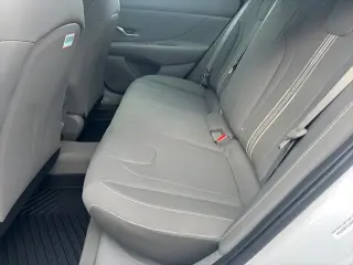 Hyundai ELANTRA 2026 SEL Sport 4dr Sedan
