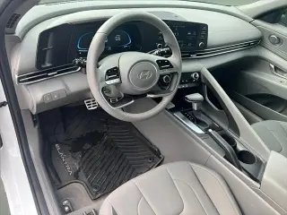 Hyundai ELANTRA 2026 SEL Sport 4dr Sedan