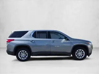 Chevrolet Traverse 2018 4x4 LS SUV 4 puertas (1 unidad)