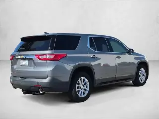 Chevrolet Traverse 2018 4x4 LS SUV 4 puertas (1 unidad)