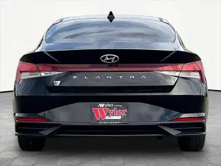 Hyundai ELANTRA 2022 SEL 4dr Sedán