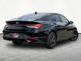 Hyundai ELANTRA 2022 SEL 4dr Sedán