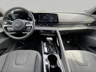 Hyundai ELANTRA 2022 SEL 4dr Sedán