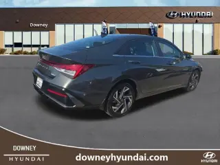 Hyundai ELANTRA 2026 Limited 4dr Sedan