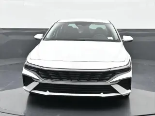 Hyundai ELANTRA 2024 SEL 4dr Sedan
