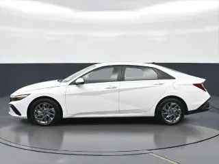 Hyundai ELANTRA 2024 SEL 4dr Sedan