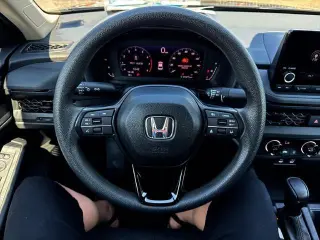 Honda Accord 2025 LX 4dr Sedán