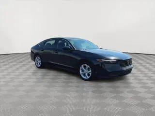 Honda Accord 2025 LX 4dr Sedán
