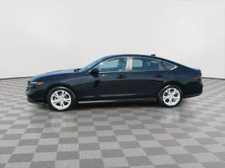 Honda Accord 2025 LX 4dr Sedán