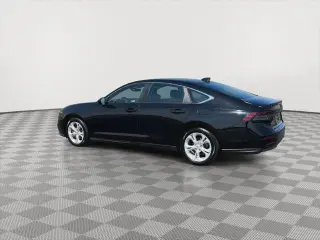 Honda Accord 2025 LX 4dr Sedán