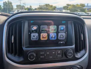 Chevrolet Colorado 2017 4x2 LT Camioneta de Tripulación de 5 puertas 5 pies CB