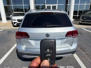 Volkswagen Atlas 2019 V6 SE 4dr SUV