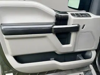 Ford F-150 2015 4x4 XLT 4p SuperCrew 5.5 ft. CB