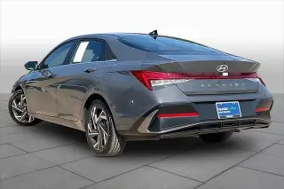 Hyundai ELANTRA 2025 SEL Conveniencia 4p Sedán