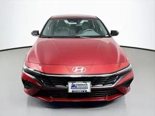 Hyundai ELANTRA 2026 SEL Sport Premium 4p Sedán