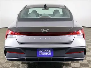 Hyundai ELANTRA Hybrid 2024 Azul 4p Sedan
